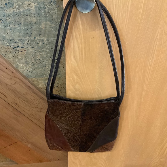 Vintage leather and skin bag. Very unusual! - Picture 4 of 6